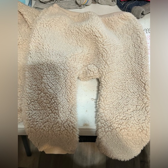 2 piece Warm jacket and pants, size 18 months! - Picture 3 of 4